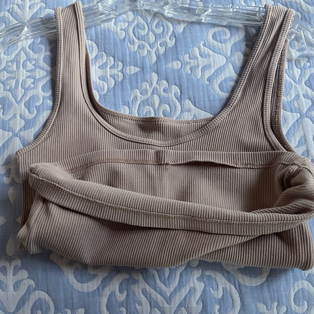 Abercrombie & Fitch Size Small Tan Ribbed Tank - Picture 8 of 8